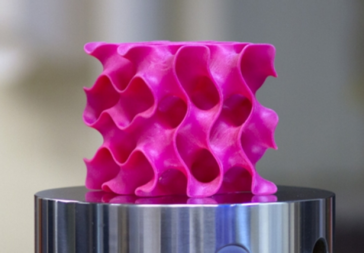 Nuevo material imprimiendo en 3D grafeno  /  Massachusetts Institute of Technology (MIT)