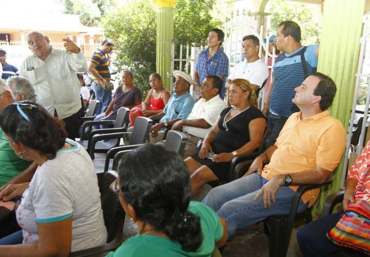 El encuentro entre los miembros de CD se realizó en la casa de Bartolo  Bethancourt, en El Coco de Aguadulce. /  Foto: Edwards Santos