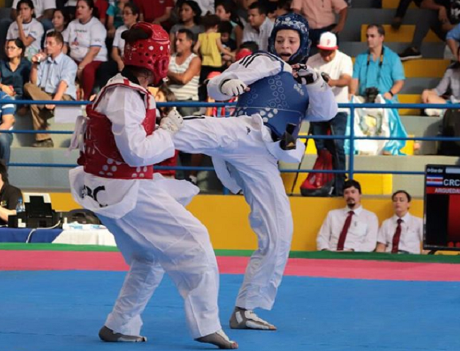 Carolena Carstens (Izq.) venía de conquistar la medalla de oro en los Juegos Bolivarianos. Foto: Pandeportes