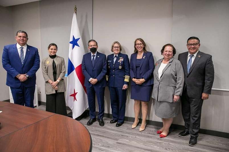 El presidente Laurentino &#039;Nito&#039; Cortizo,se reunió con los congresistas Salud Carbajal, Hillary Scholten, y la comandante de la Guardia Costera de EE.UU, la almirante Linda Fagan.