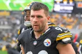 TJ Watt es hospitalizado por molestias en los pulmones