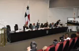Reelección de rectores pasa a segundo debate