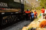 Investigan posibles omisiones en descarrilamiento de tren que dejó 14 muertos
