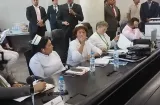 Instrumentadores y enfermeras se sacan los trapitos sucios en plena Asamblea