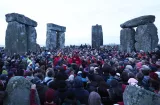 Unas 8,500 personas celebran el solsticio de invierno en emblemático monumento