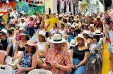 La Calle de los Sombreros le dio la bienvenida al verano con un gran ambiente