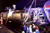 Al menos 10 muertos tras descarrilar dos trenes de alta velocidad en España