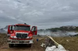 Bomberos combaten incendios simultáneos en vertederos de Barú y Pedasí