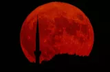 Luna se tiñe de sangre este martes en un eclipse total ¡Vivo!
