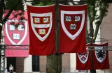 Gobierno de Trump demanda a Harvard por discriminar a judíos e israelíes