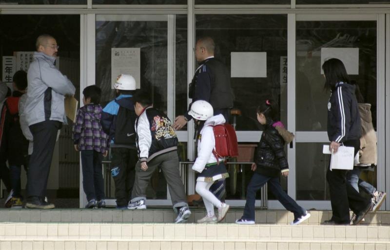 Imagen de archivo de unos escolares japoneses.  /  Foto: EFE Archivo