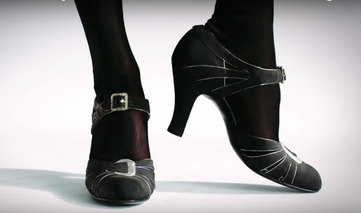 Captura de video de 100 Years of Fashion: High Heels ★ Mode.com