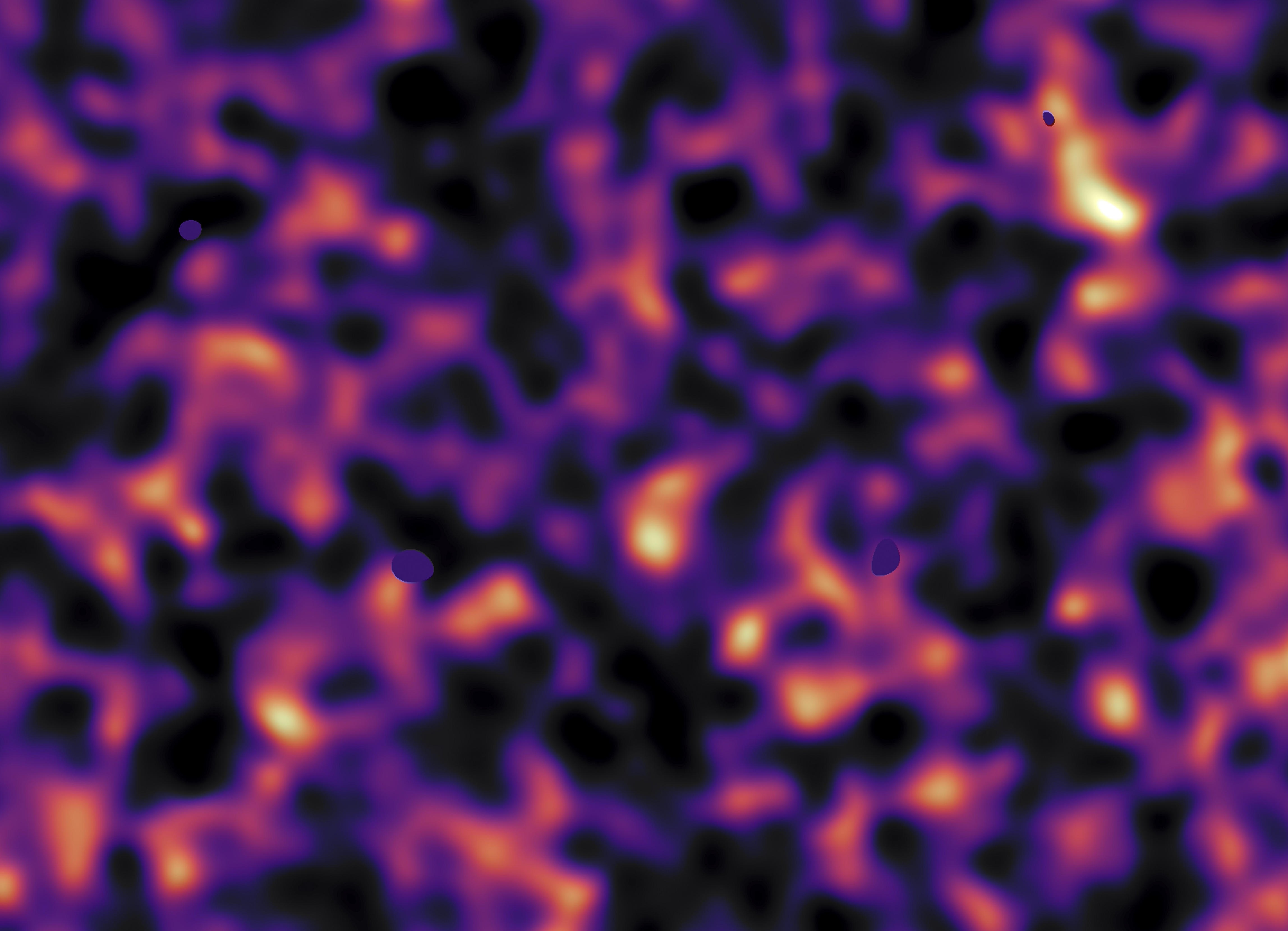 Imagen muestra un mapa de materia oscura de una región del sondeo KiDS (Kilo Degree Survey), captadas con el telescopio de rastreo (VST) instalado en el Observatorio Paranal en Chile. EFE