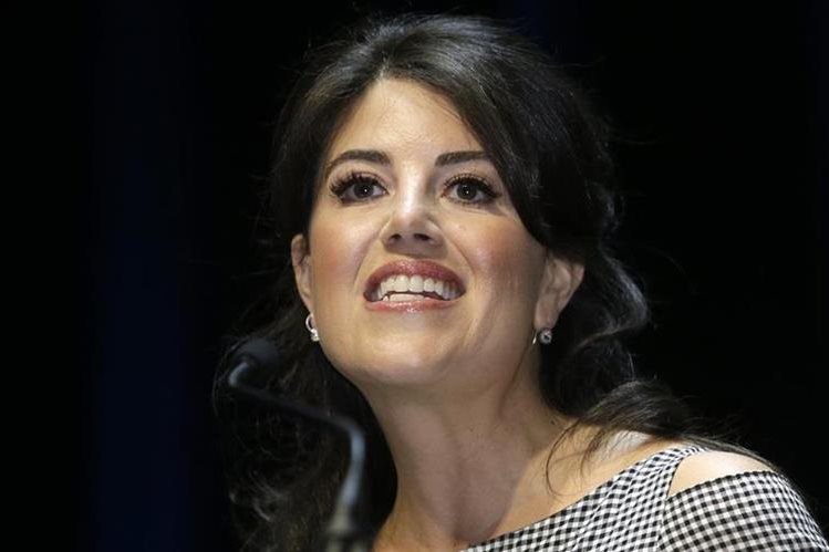 Mónica Lewinsky, la exbecaria de la Casa Blanca que sostuvo un romance con Bill Clinton, vuelve ahora a ser blanco de la opinión pública. ´ /  Foto Prensa Libre: AP