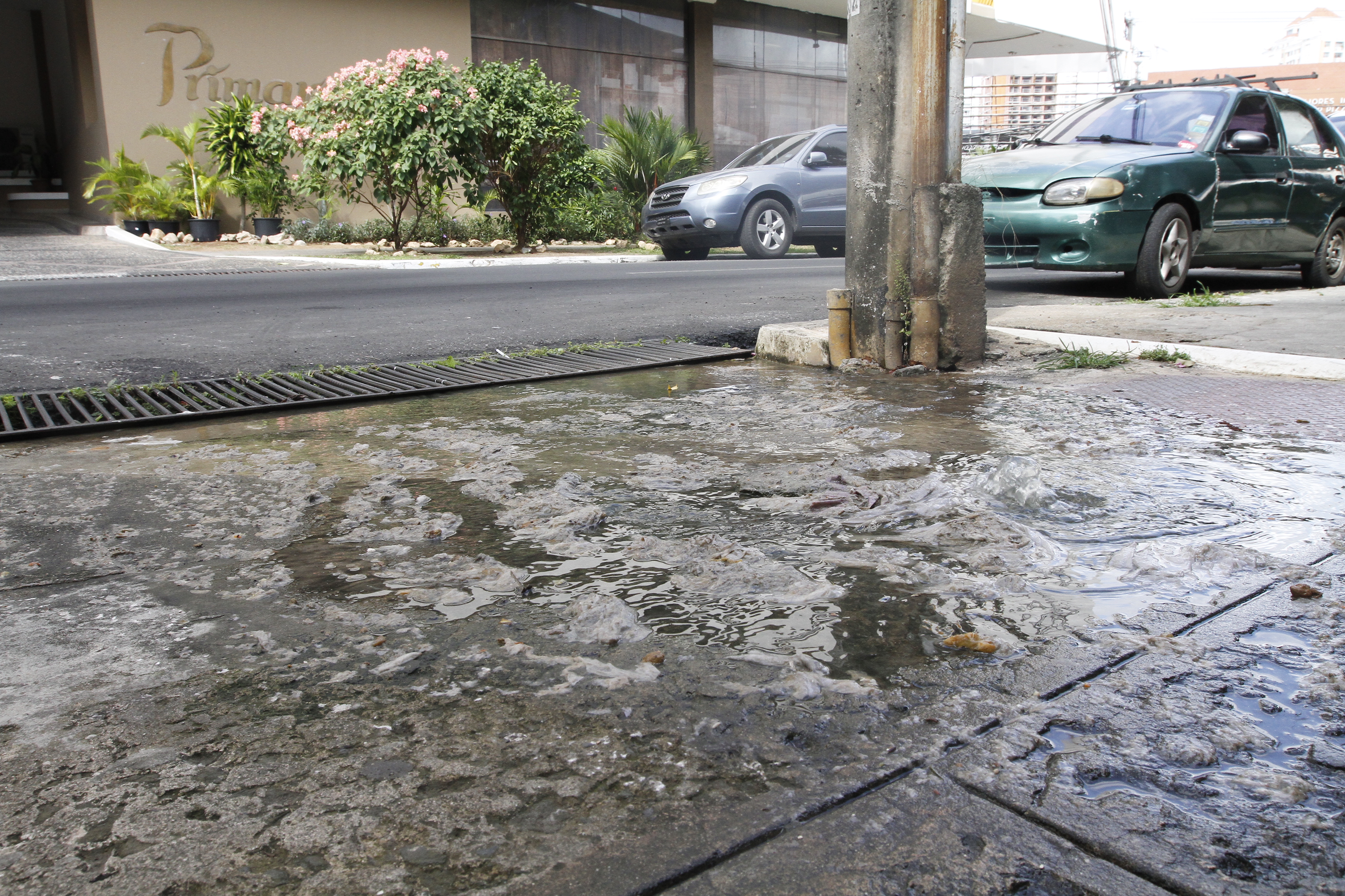 Aguas servidas.  /  Foto: Edwards Santos