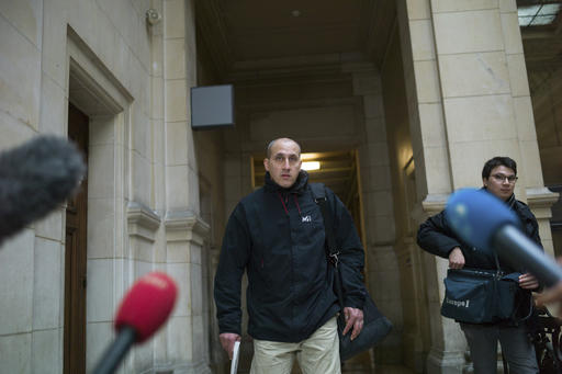 La corte también multó en conjunto a los hombres por 104 millones de euros por la pérdida de las pinturas, pero el veredicto no detalló cómo harán para conseguir el dinero. /  Foto: AP