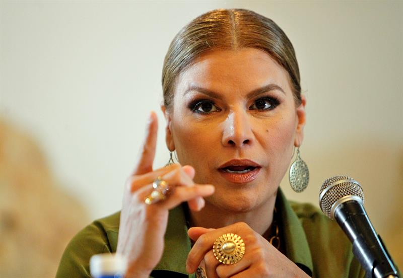 La cantante Olga Tañón regresa impulsada por sus hijos y en homenaje a sus padres.  /  Foto: EFE