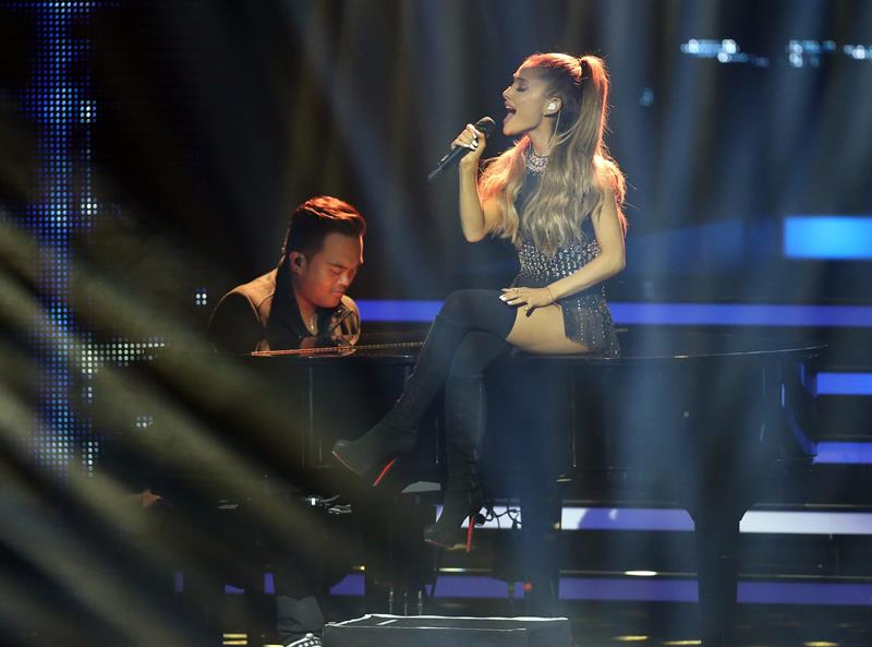 La cantante estadounidense Ariana Grande, en una actuación. EFE/Archivo