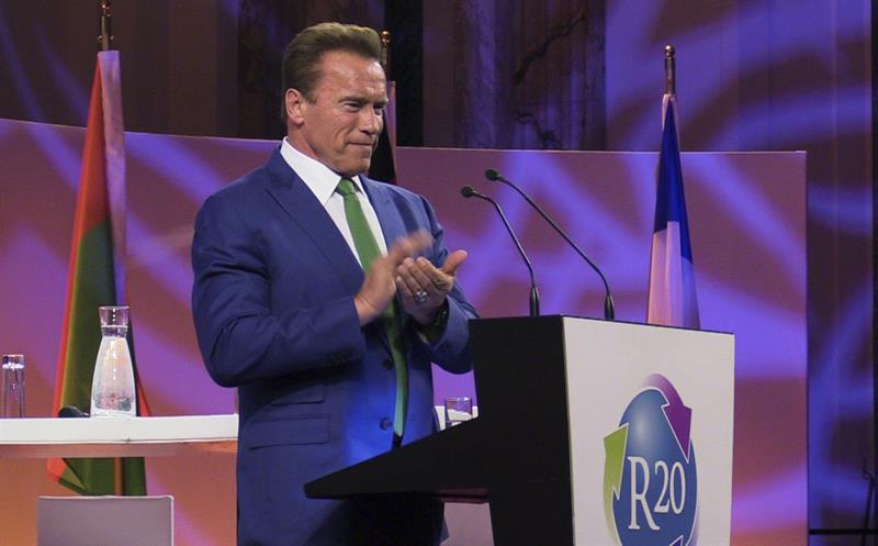 El exgobernador de California Arnold Schwarzenegger, durante su intervención en una cumbre sobre cambio climático en Viena, aseguró hoy que la decisión del presidente de Estados Unidos, Donald Trump, de sacar a su país del Acuerdo de París.  /  EFE