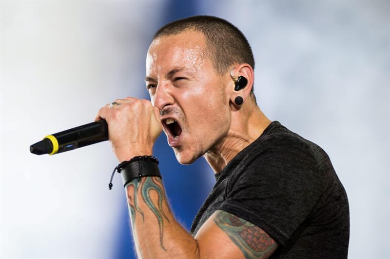 Chester Bennington, vocalista de la banda estadounidense Linkin Park. EFE/Archivo