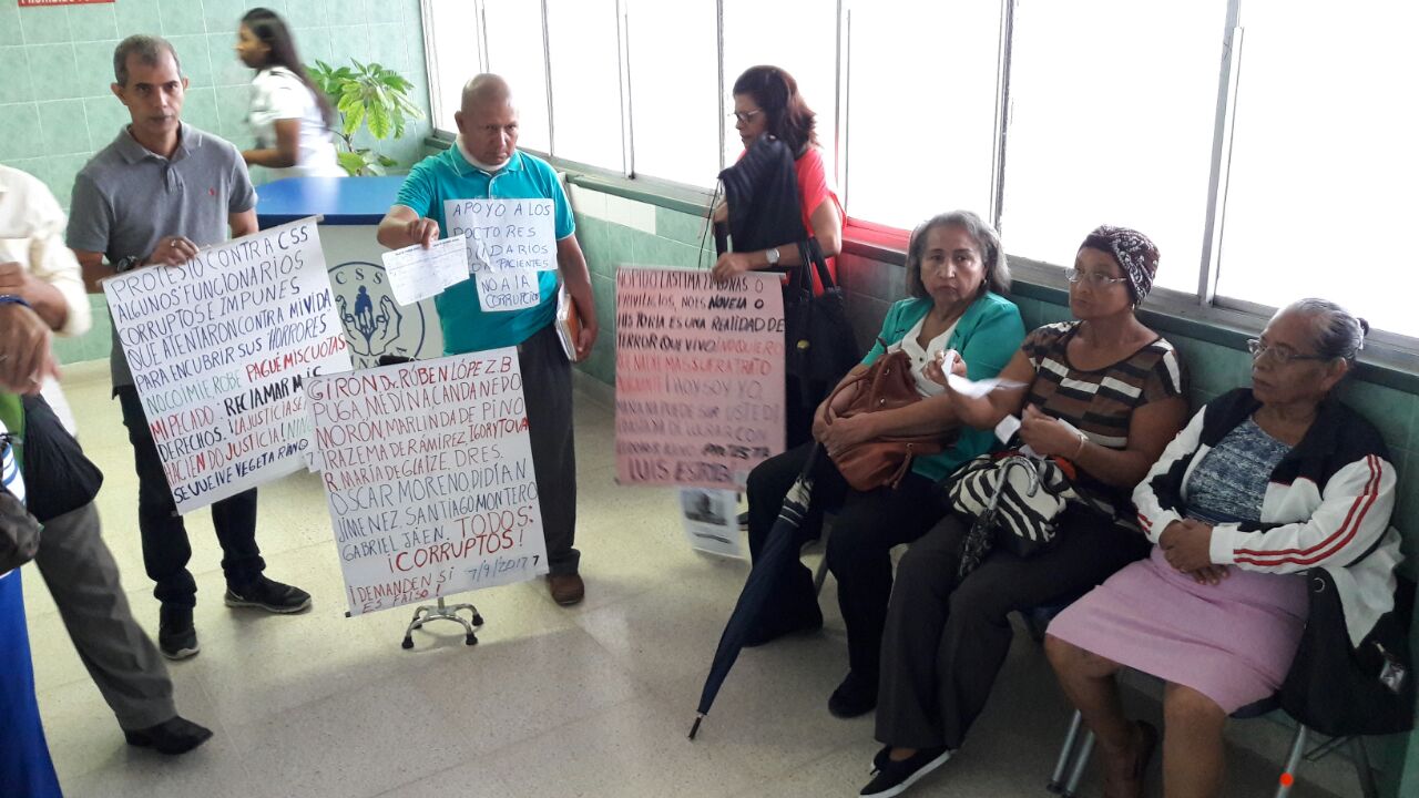 Pacientes de hematología protestan por falta de medicamentos | Critica