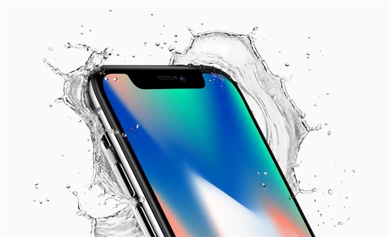 Fotografìa cedida por Apple Inc. que muestra el iPhone X de Apple con water splash, presentado en el nuevo teatro Steve Jobs, durante el evento especial de Apple en la nueva sede de Apple en Cupertino, California, EE.UU.. EFE/APPLE INC.