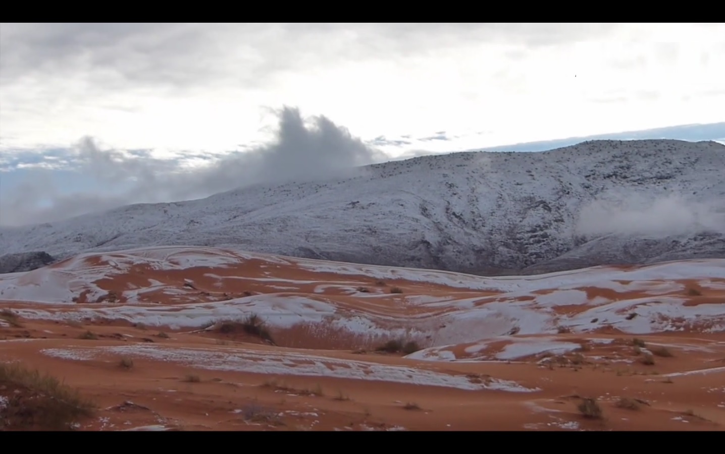 El raro fenómeno fue captado en video y fotografía.