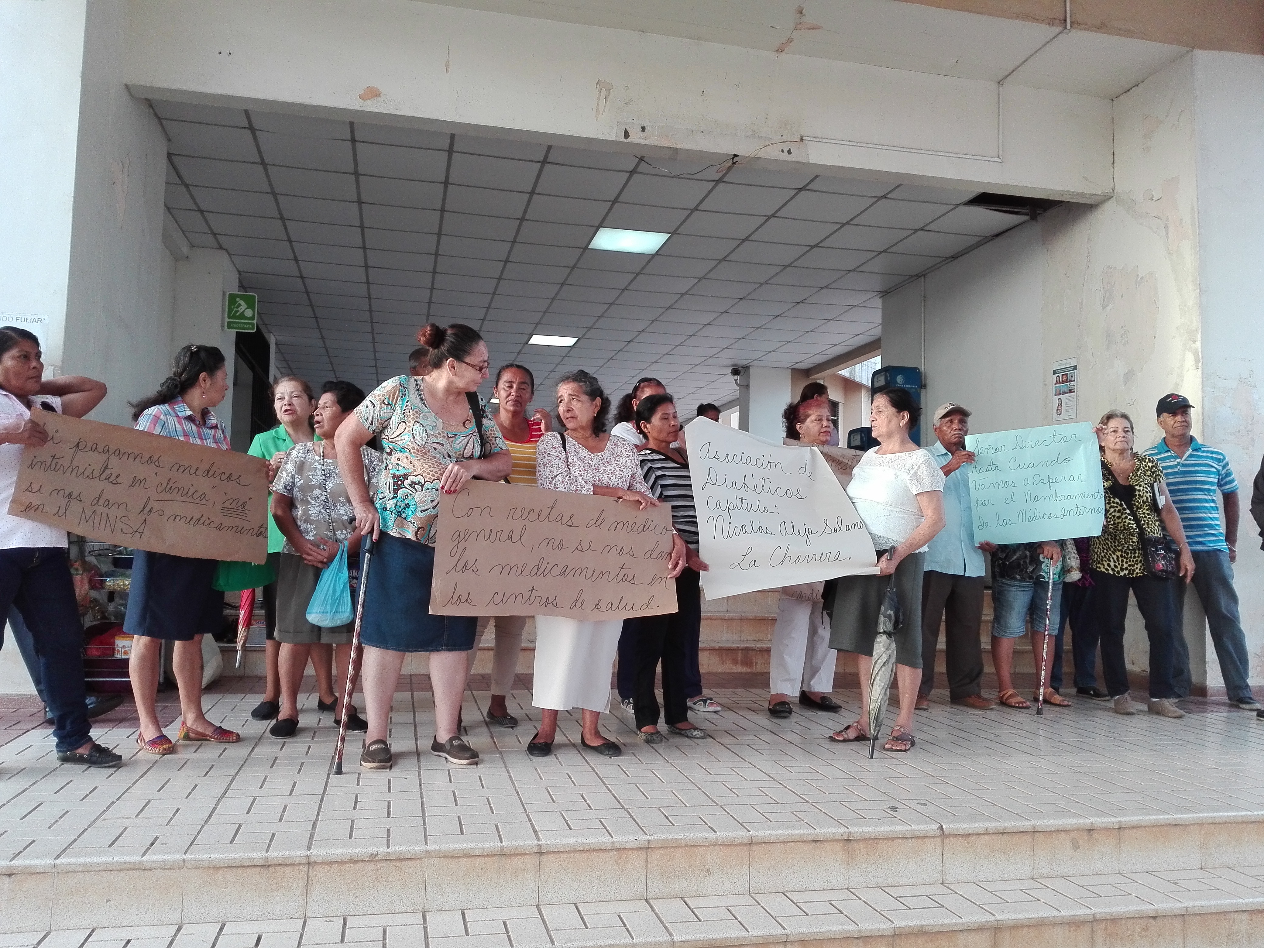 Pacientes diabéticos protestan en el hospital por falta de insulina ...