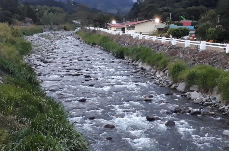 Realizan foro público sobre proyecto de mejoramiento del río Caldera en Boquete