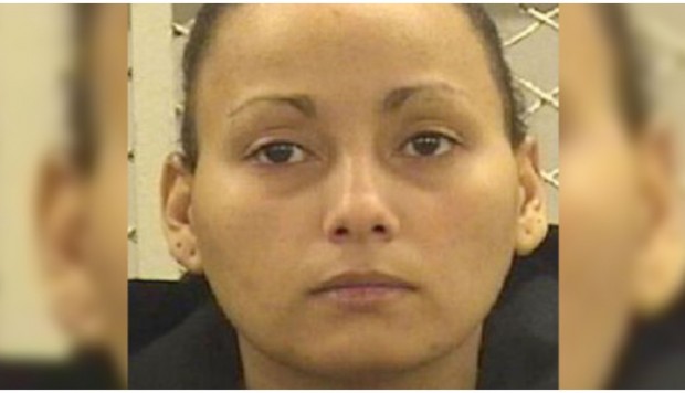 Larissa Rodríguez, de 34 años, fue sentenciada a 25 años de cárcel por un juez en Cleveland tarde el jueves. Christopher Rodríguez, de 36, fue sentenciado a 28 años. Foto: Departamento de Policía de Clevelan