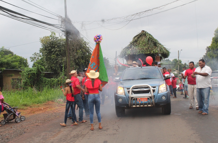 El Municipio estableció regulaciones en el tipo de artefactos pirotécnicos que puedan venderse y utilizarse. Foto: Eric Ariel Montenegro
