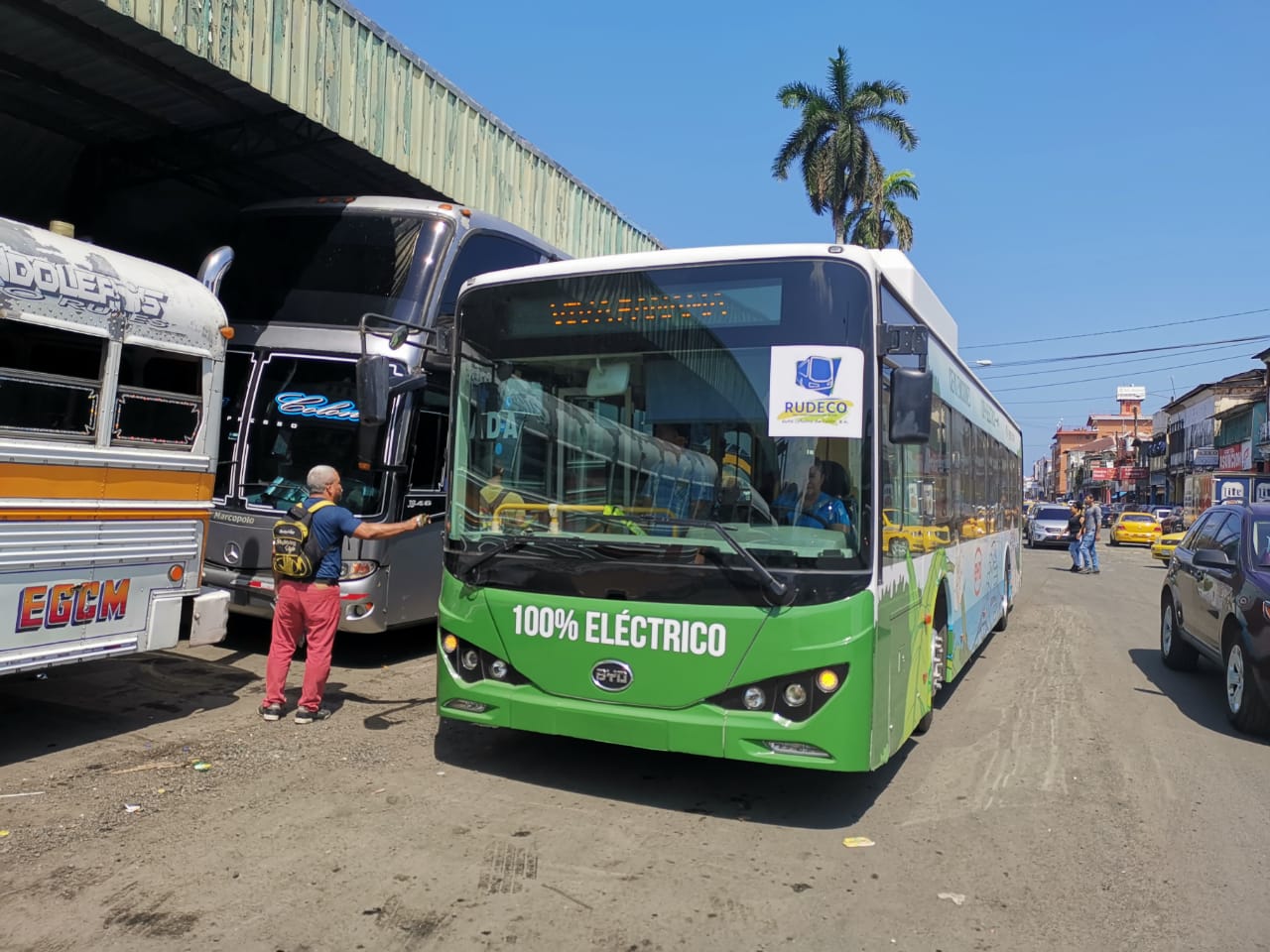 En la imagen un autobús eléctrico. Foto: Diómedes Sánchez