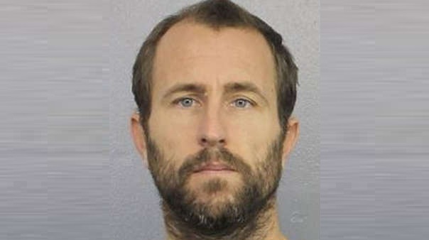 Lewis Bennett, el asesino.