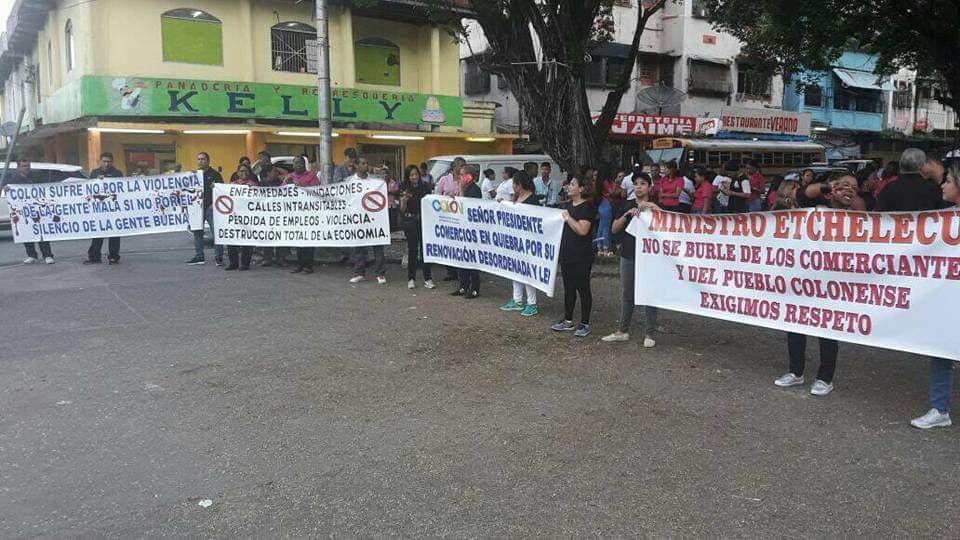 La situación fue presentada ante la Regional del Miviot, donde se les explicó que el problema debe ser presentado ante la constructora.