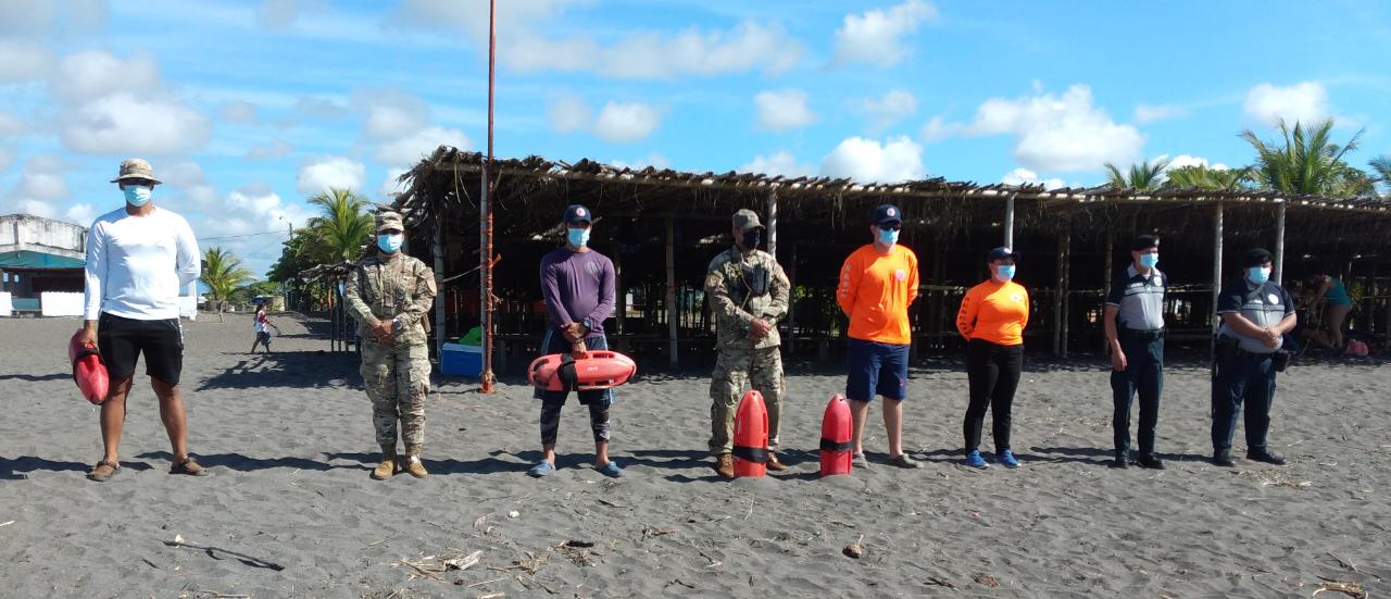 Aumenta la presencia de personal de seguridad 