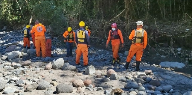 El alcalde y la propia comunidad seguirán concentrándose en las labores de búsqueda.