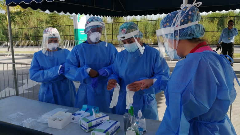 Los equipos sanitarios del Minsa y de la  CSS coinciden en que se ha registrado un leve descenso en el porcentaje de positividad.