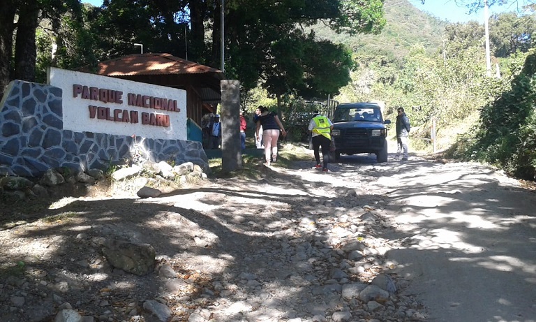 Al Parque Nacional Volcán Barú pueden ingresar 75 turistas y 15 vehículos por día, por el Puesto de Control.