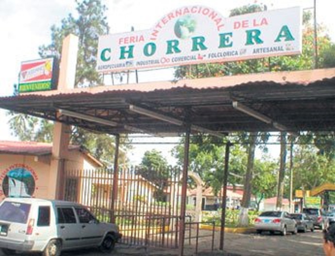 Vista general de la entrada de la Feria de La Chorrera.