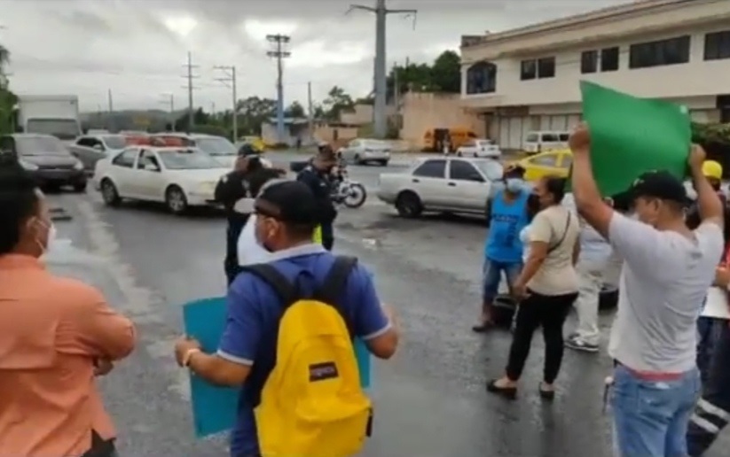 La segunda protesta se desarrolló a la altura de la comunidad de Villa del Carmen en el corregimiento de Cristóbal Este.