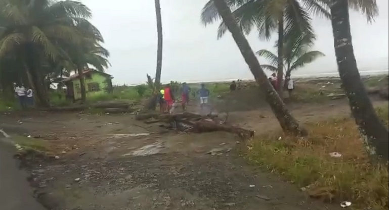 Los residentes de Pueblo Viejo no descartan realizar una protesta más amplia, esta vez, en la misma carretera de Costa Abajo.