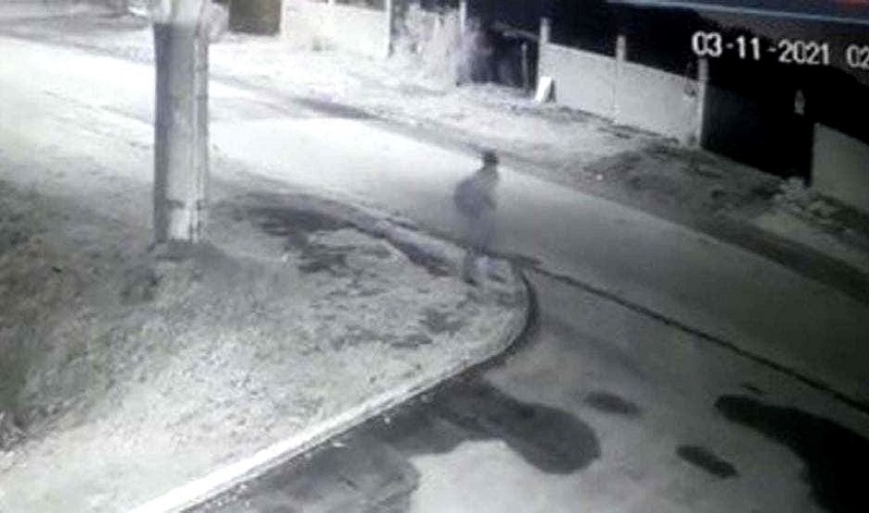 El suceso fue captado por las cámaras en varias ocasiones.