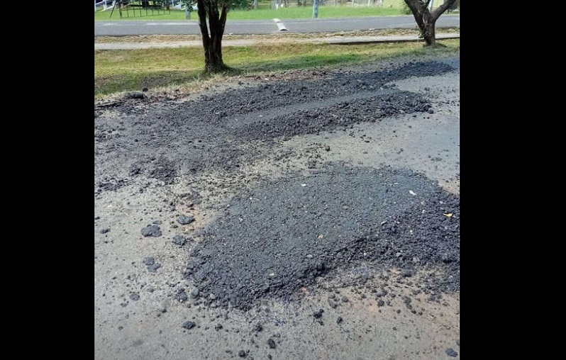 Exigen al ministro del MOP, Rafael Sabonge, que les dé &quot;una solución y arregle eso&quot;.