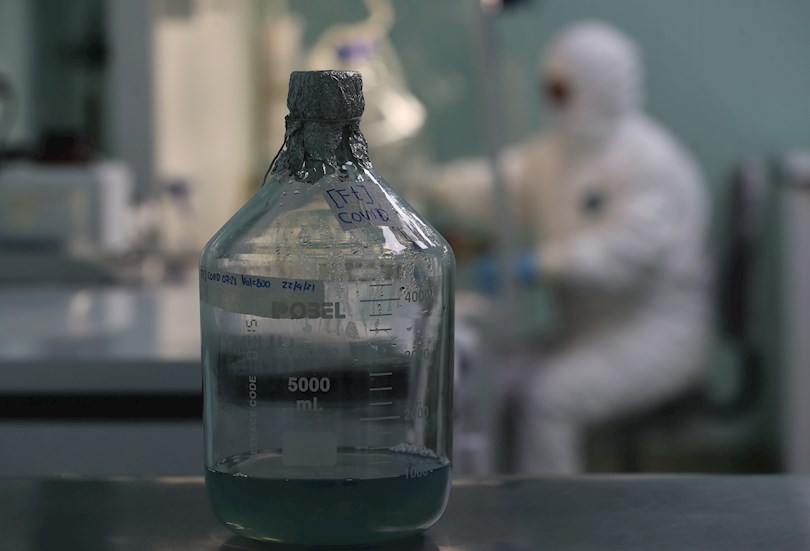 Imagen de una investigación sobre virus en La Paz (Bolivia). EFE