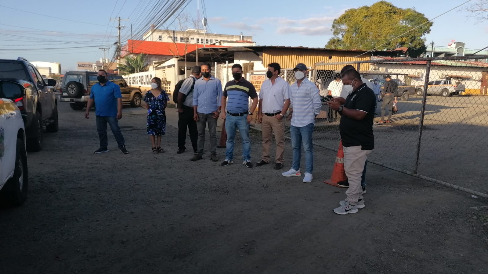 Los ediles aseguran que las condiciones de la carretera son “desastrosas” a causa de la falta de mantenimiento por parte de este ministerio.