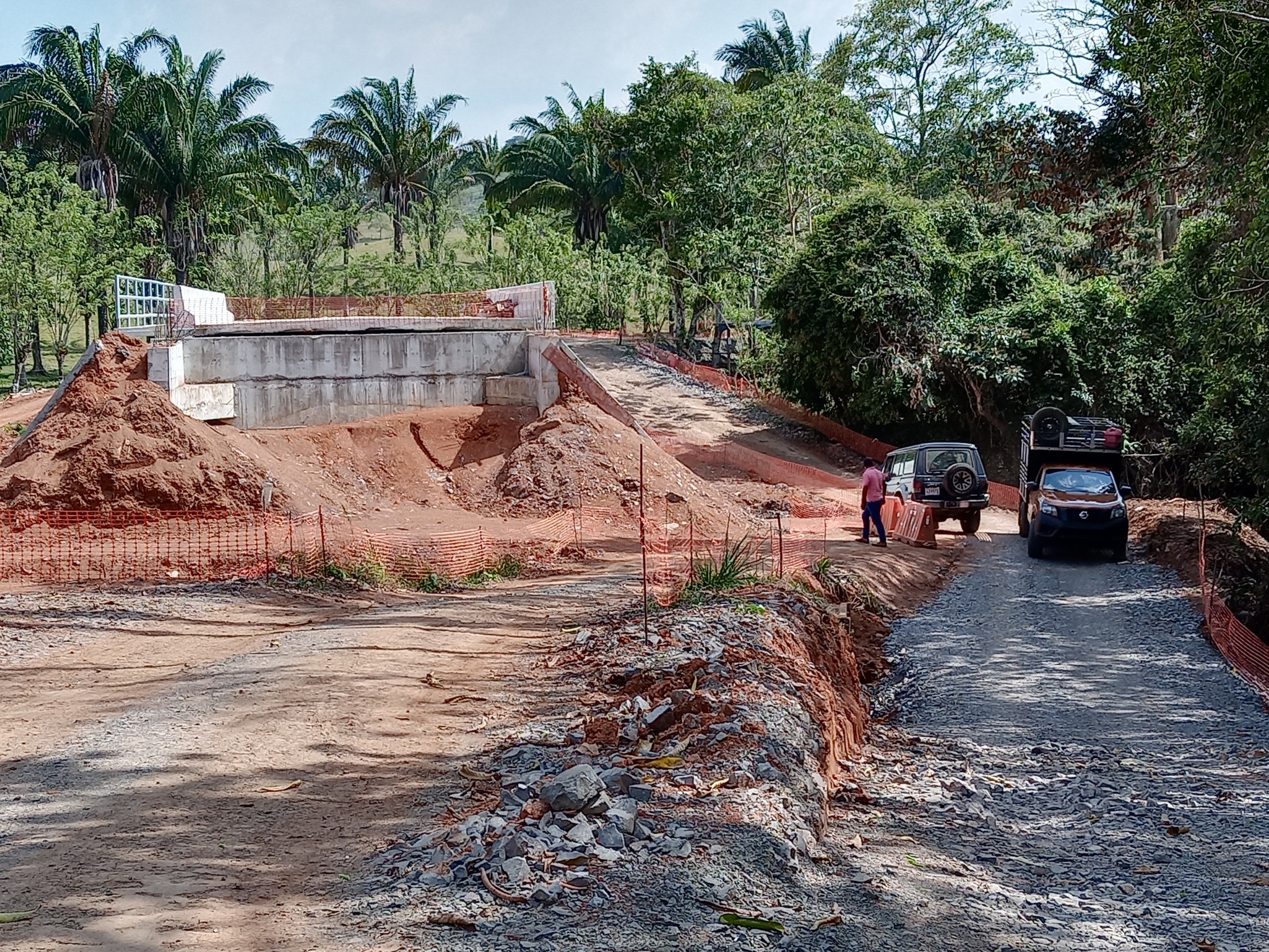 El ultimátum al MOP es consecuencia del deterioro de las calles de este distrito, el abandono de proyectos cuya construcción inició siete años atrás y la demora en el inicio de nuevas obras.