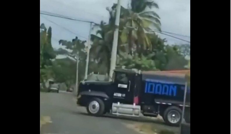 Algunos sectores de Veracruz mantienen problemas en el suministro de agua potable.