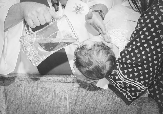 La diócesis ya ha comenzado a llevar a cabo nuevos bautizos para tratar de remediar el error. Imagen ilustrativa: Pixabay