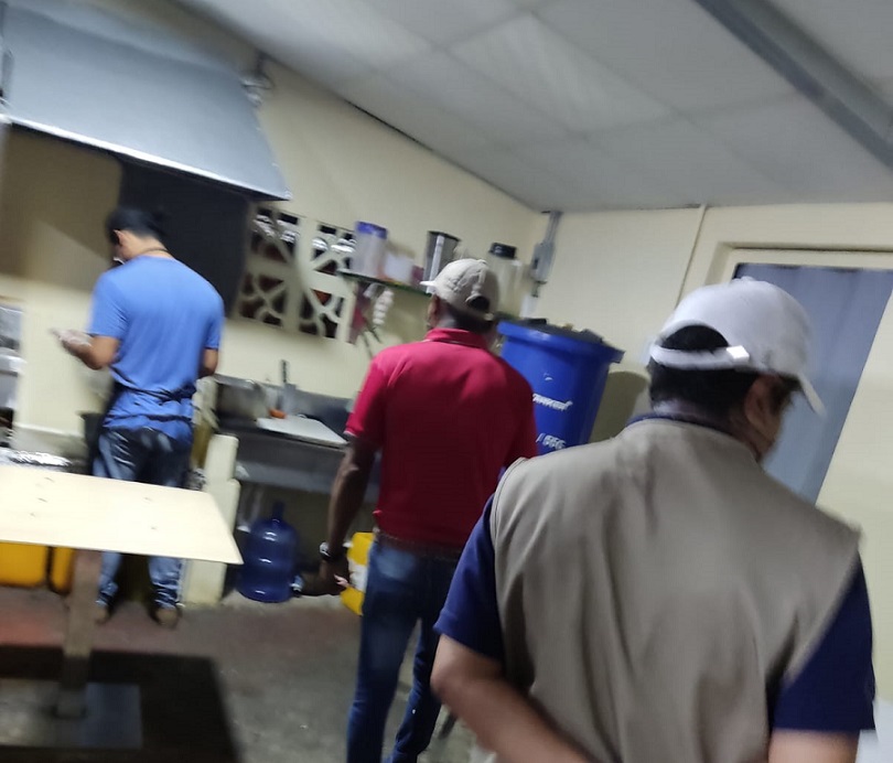 Durante la intervención, los propietarios se mostraban altivos, groseros e indiferentes.