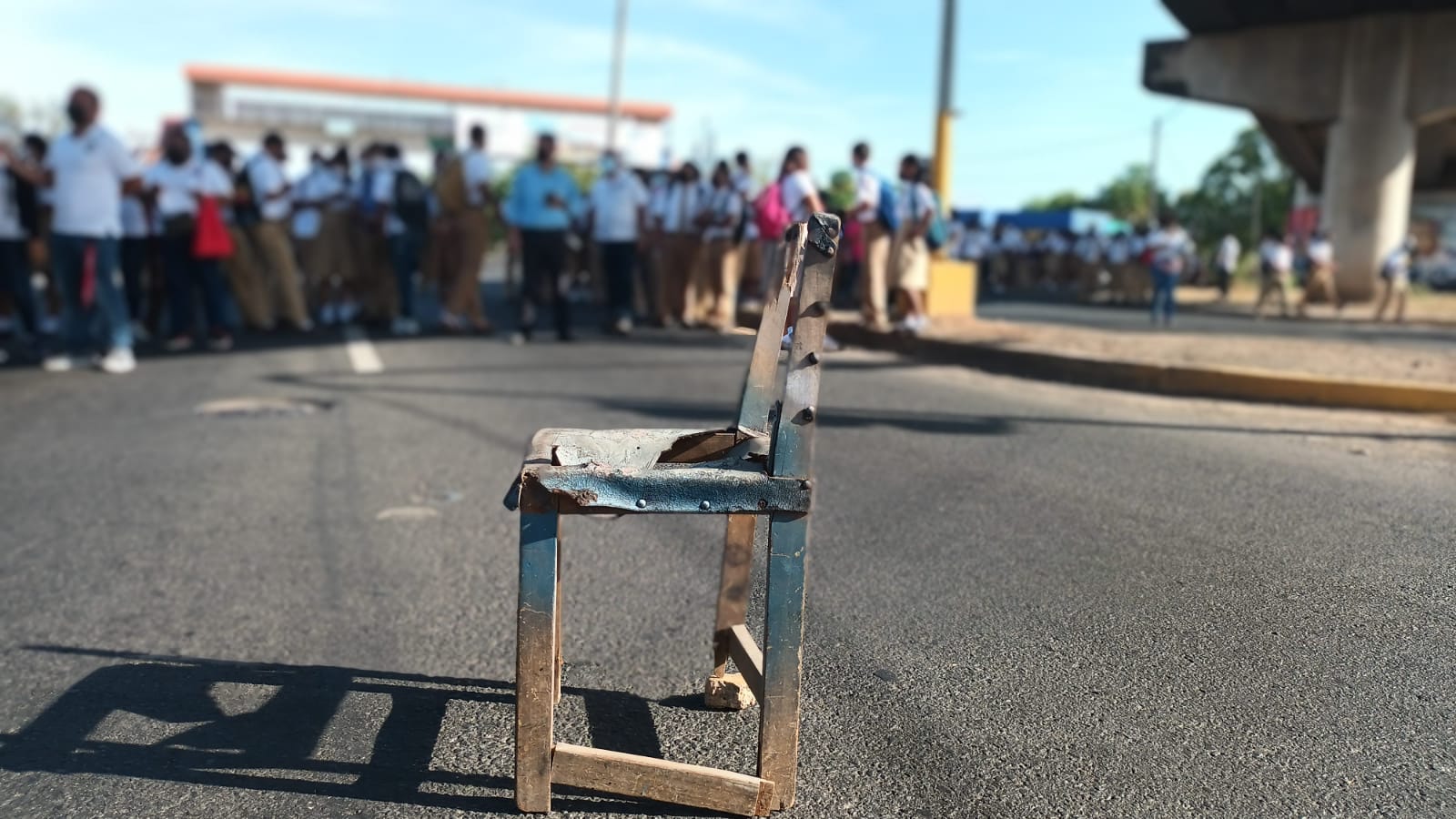 Exigen que terminen la construcción del nuevo plantel 